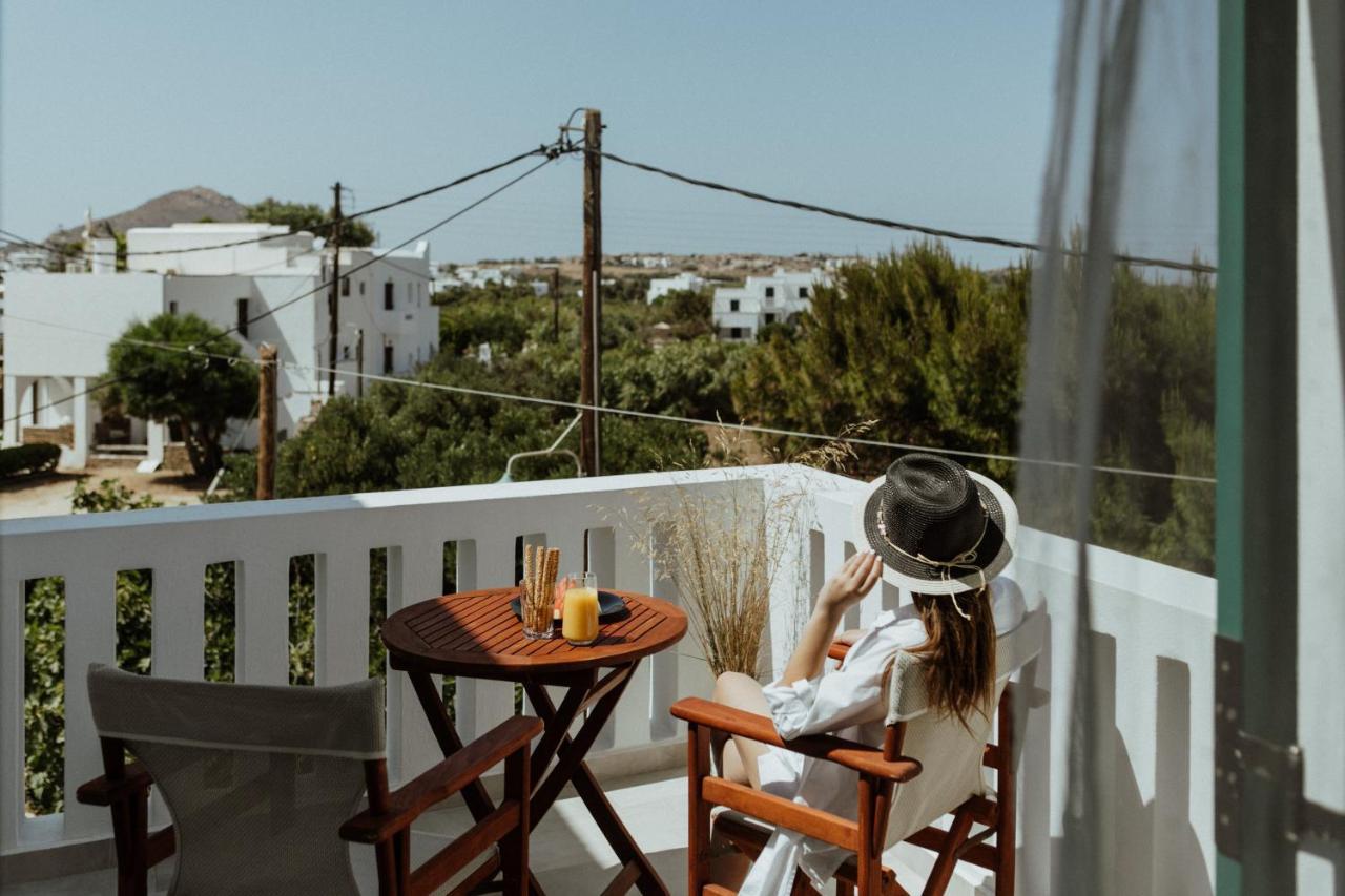Iades Studios & Apartments Agia Anna  Extérieur photo