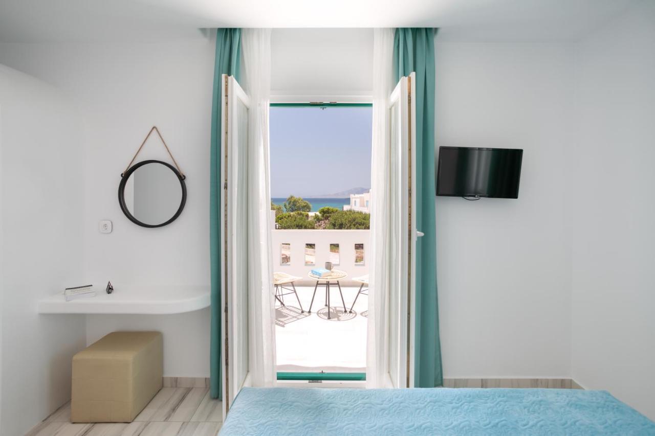 Iades Studios & Apartments Agia Anna  Extérieur photo