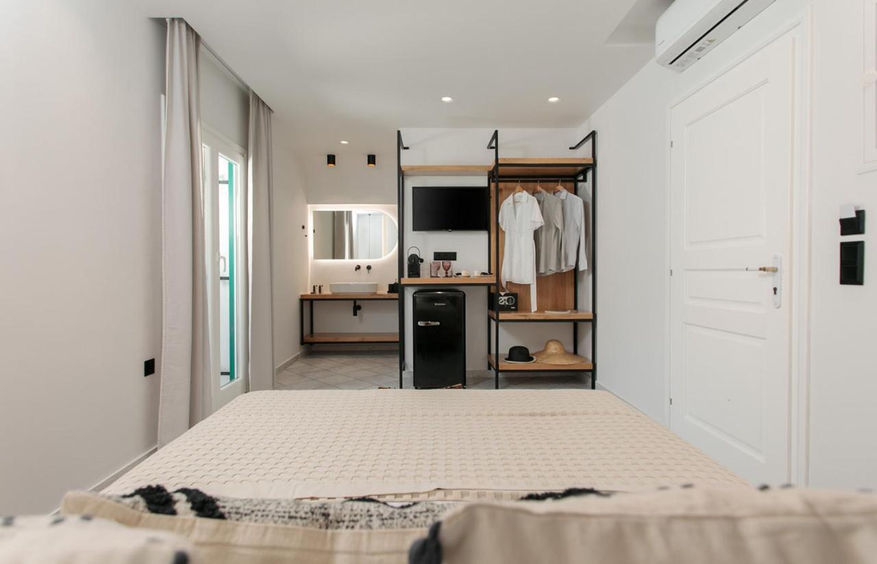 Iades Studios & Apartments Agia Anna  Extérieur photo
