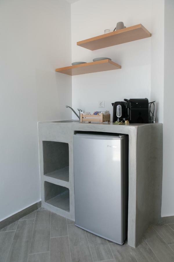 Iades Studios & Apartments Agia Anna  Extérieur photo